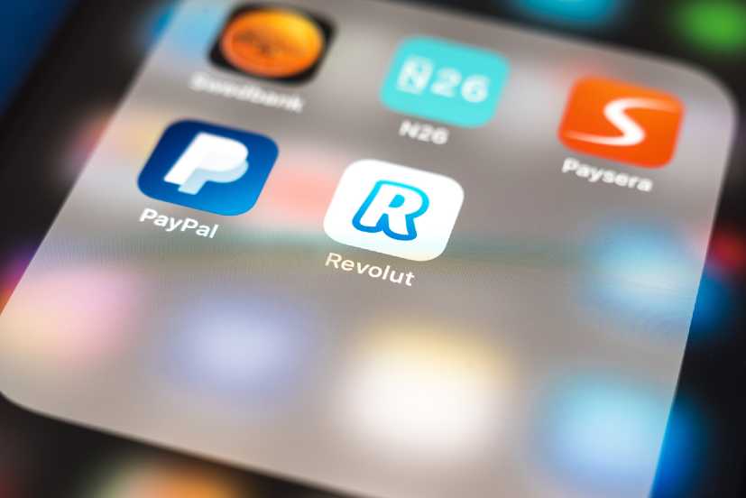 Revolut hires to new Singapore CEO to boost Asia business